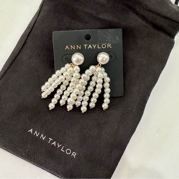 ann taylor faux pearl chandelier earrings - Picture 2 of 6